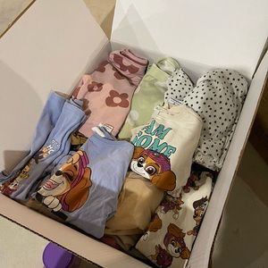 large box of toddler girl clothes 3-4t